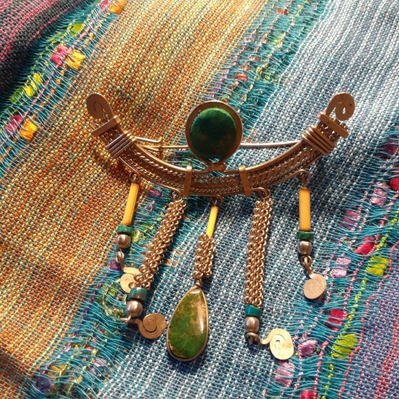 Sambar Imports Accessories - Egyptian Silver & Gem Brooch with Cotton Scarf